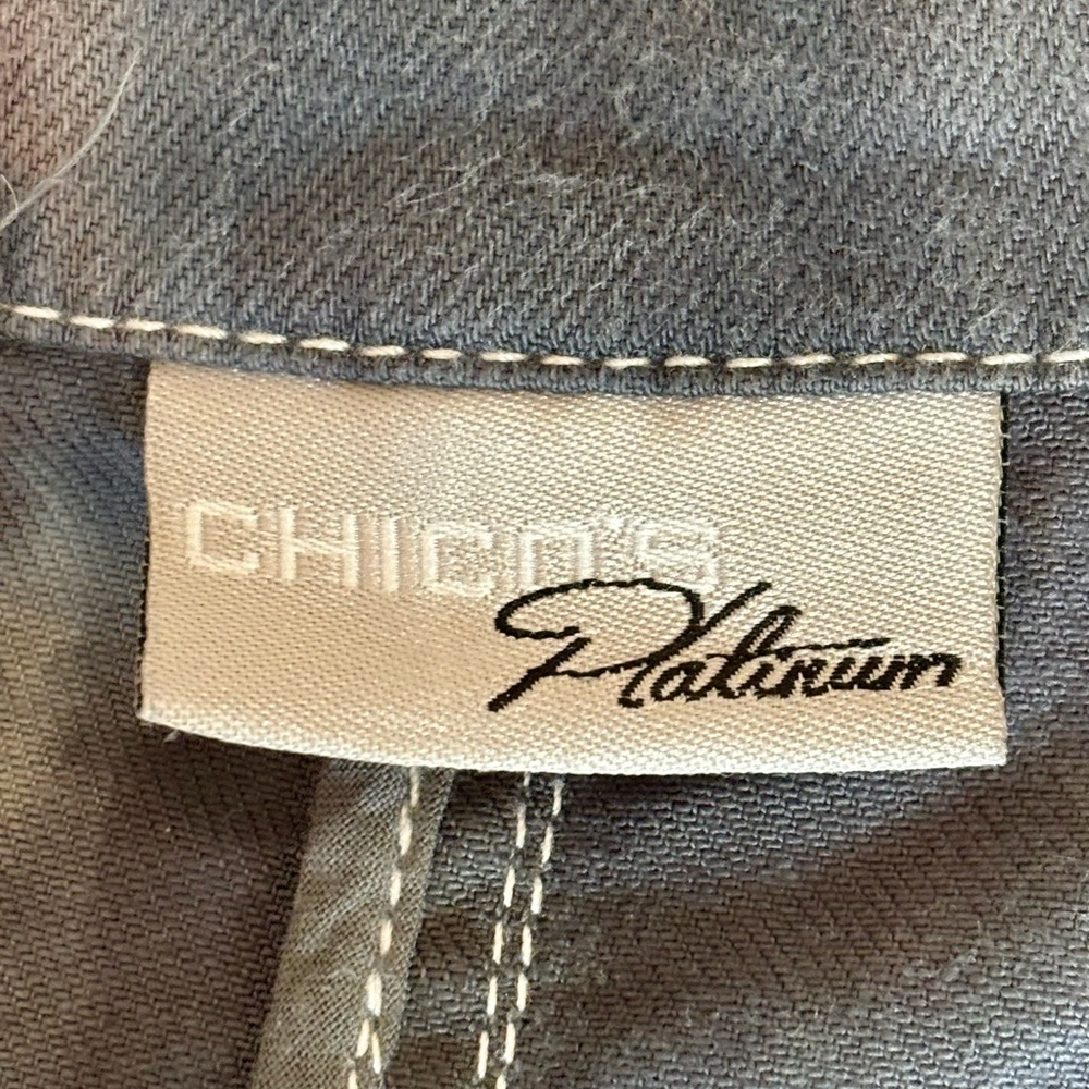 Chico’s Platinum, women’s Tie-Dye Short Sleeve Jean Jacket, size 3 - Picture 3 of 7